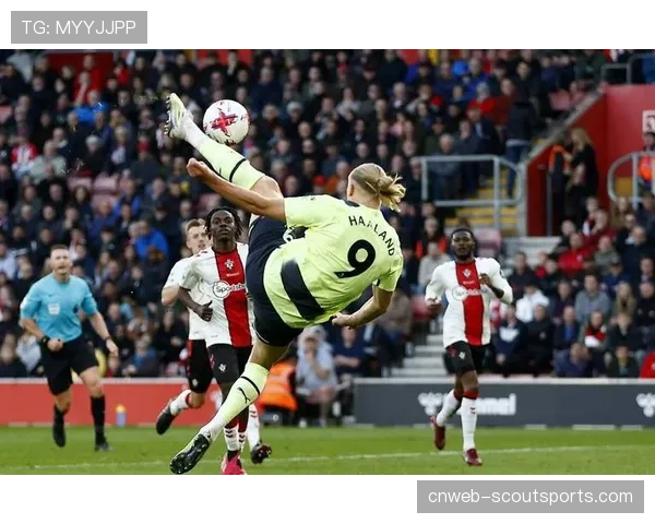 数据可视化：对比哈兰德与姆巴佩本赛季在联赛中的射门分布图